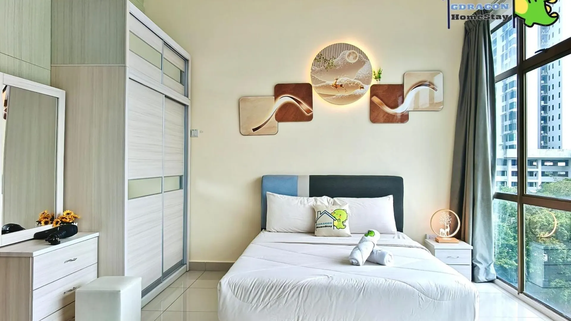 Studio Lake View At Palazio Mount Austin Ikea Aeon Free Netflix By Gdragon Homestay Johor Bahru Apartment
