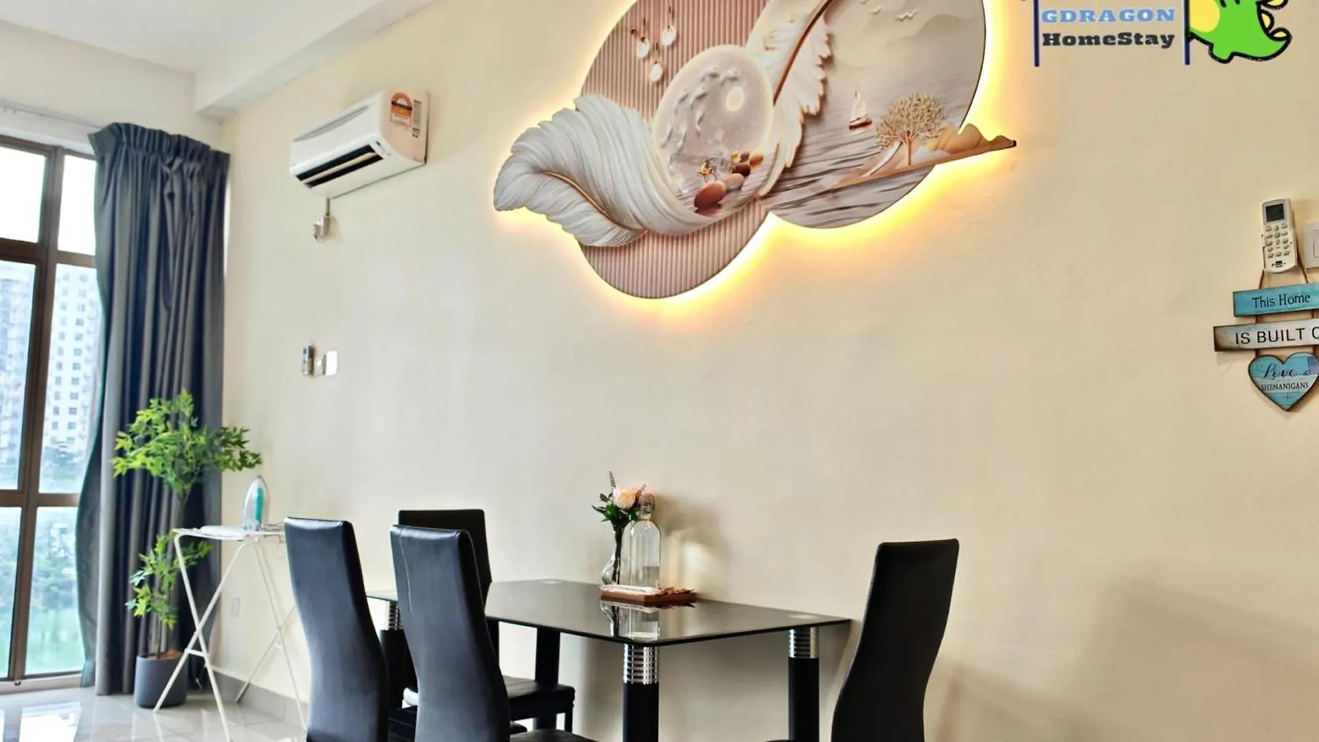 Studio Lake View At Palazio Mount Austin Ikea Aeon Free Netflix By Gdragon Homestay Johor Bahru 0*,