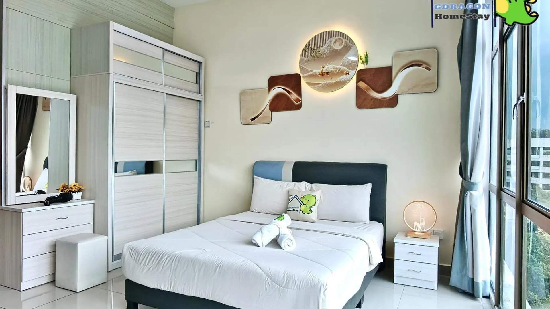 Studio Lake View At Palazio Mount Austin Ikea Aeon Free Netflix By Gdragon Homestay Johor Bahru Apartment