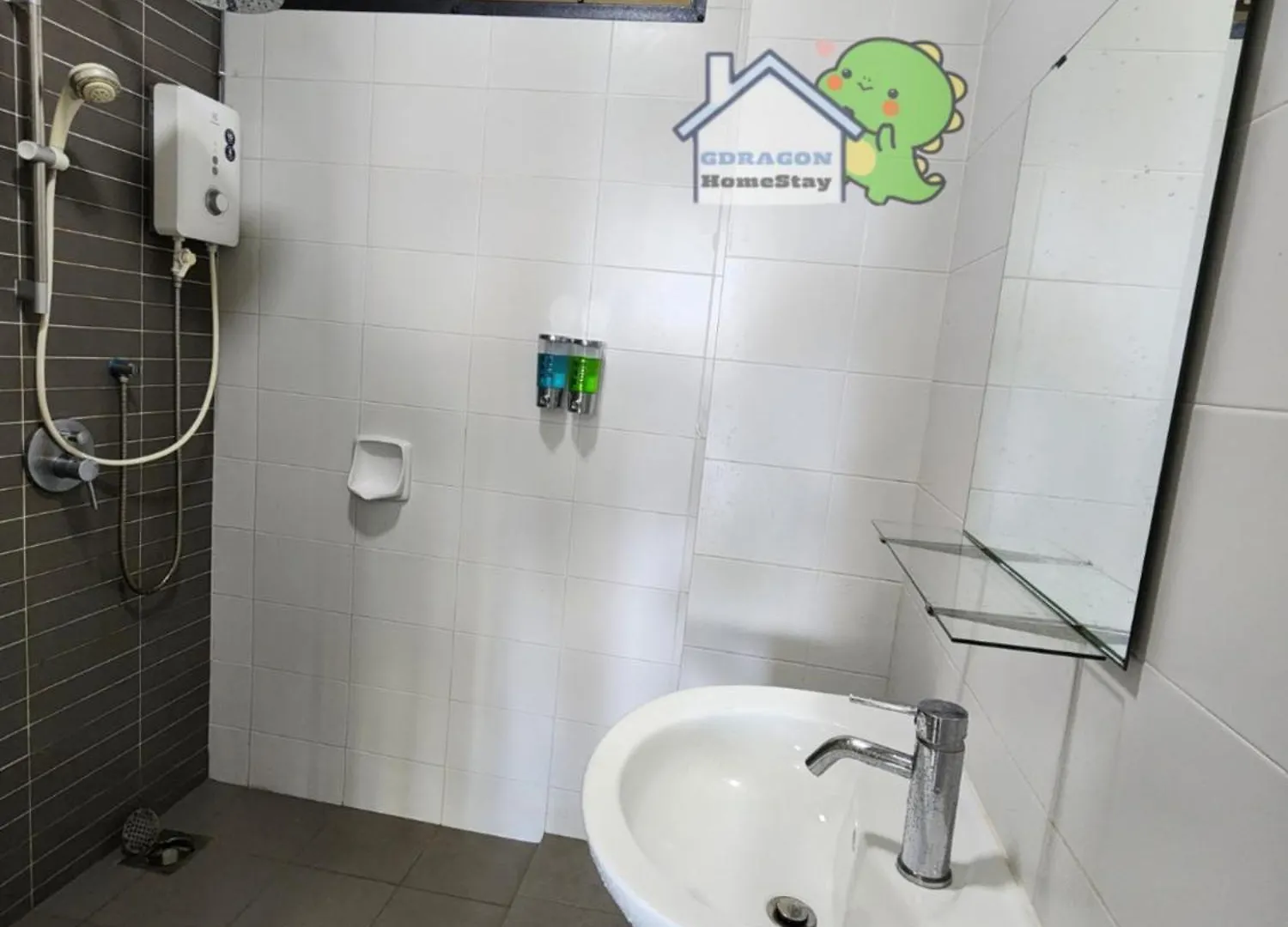 Apartamento Studio Lake View At Palazio Mount Austin Ikea Aeon Free Netflix By Gdragon Homestay Johor Bahru